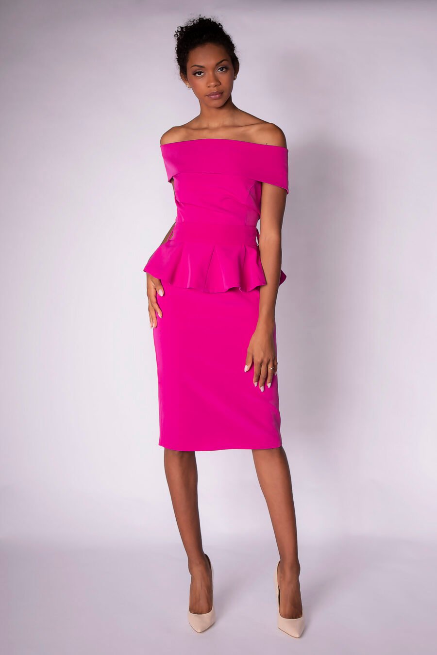 OFF-SHOULDERS DRESS WITH FRILL DETAIL